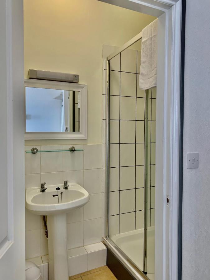 Waterfront Inn 섕클린 외부 사진