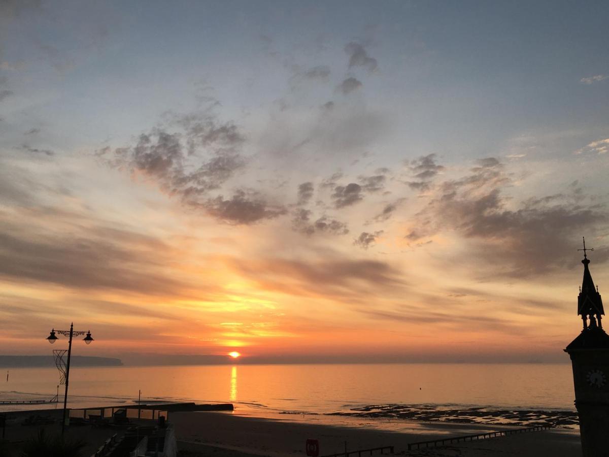 Waterfront Inn 섕클린 외부 사진